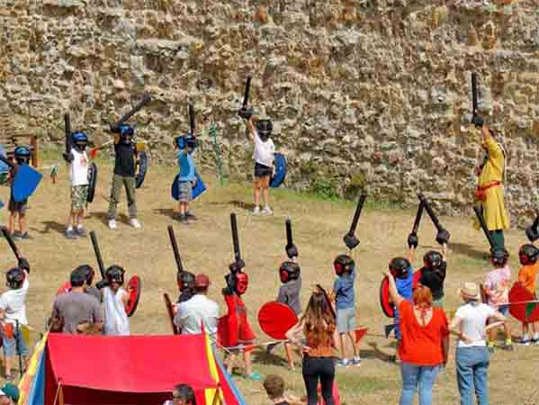 Knight School - Medieval Combat