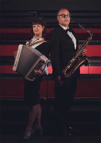 Fifi La Mer & Oliver Wilby